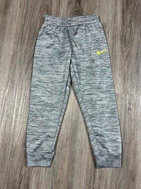 Nike Therma Fit Youth Boys Sweatpants Grey Marl Design w/ yellow check size 6M